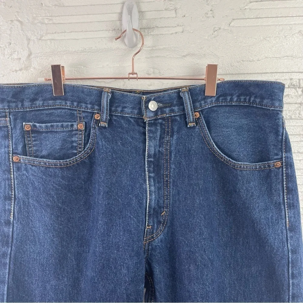 Levi's Men's 505 Straight Jeans Medium‎ Wash 100% Cotton Waist 36